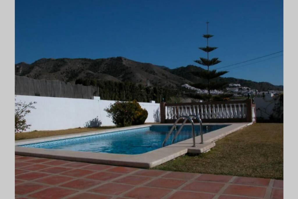 Villa El Peli Nerja Exterior photo